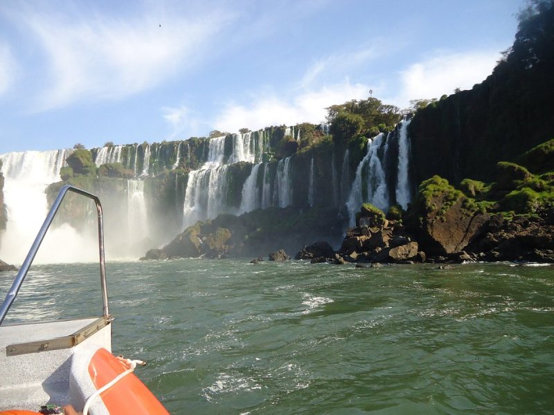 Lower Circuit on the Argentine